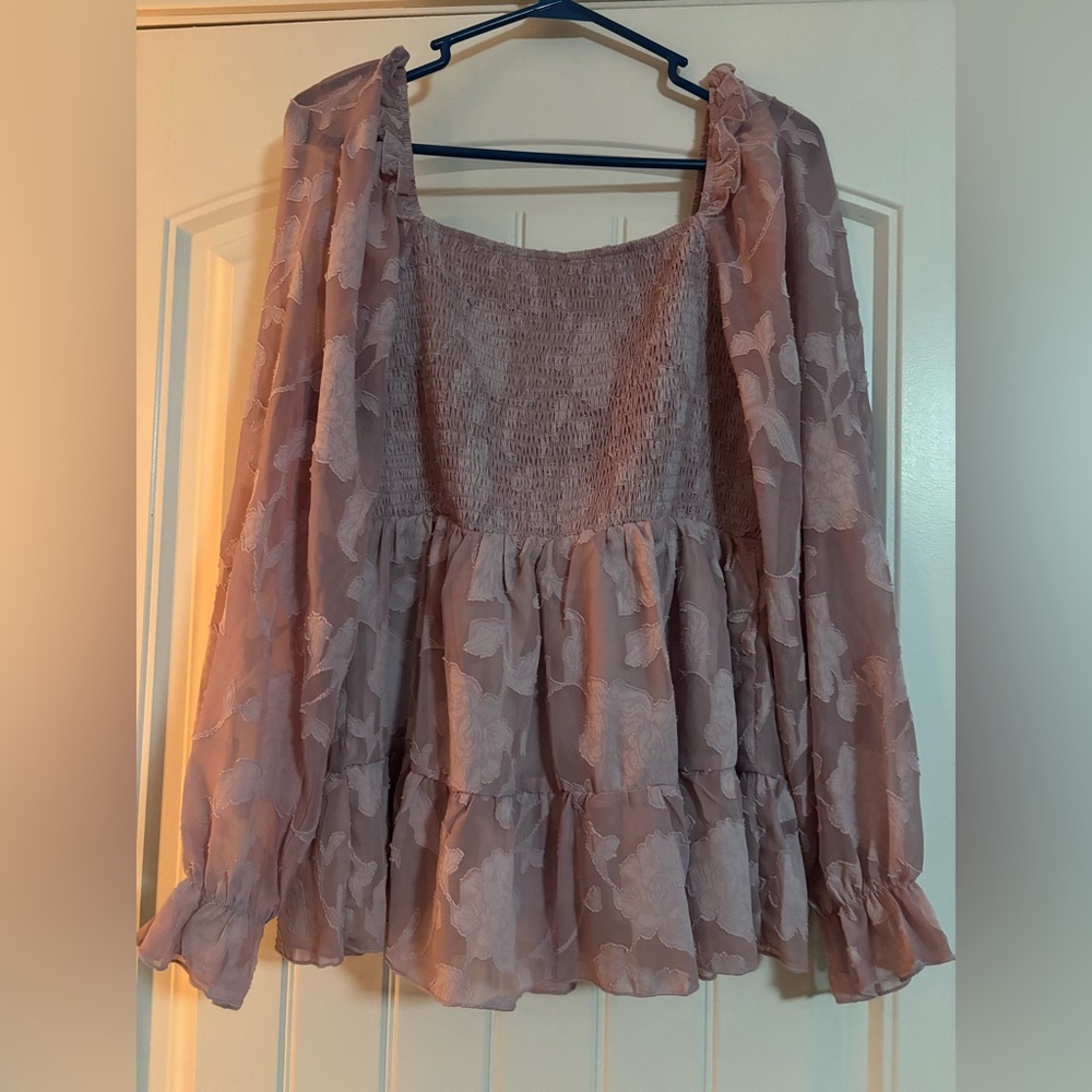 Light purple Long Sleeve ribbed top size large from Amazon